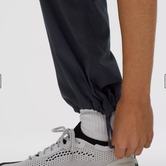 Dance Studio Mid-Rise Pant *Short - Picture 3 of 5